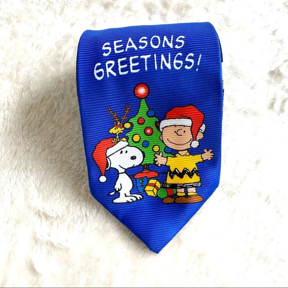 Peanuts “Seasons Greetings“ Tie